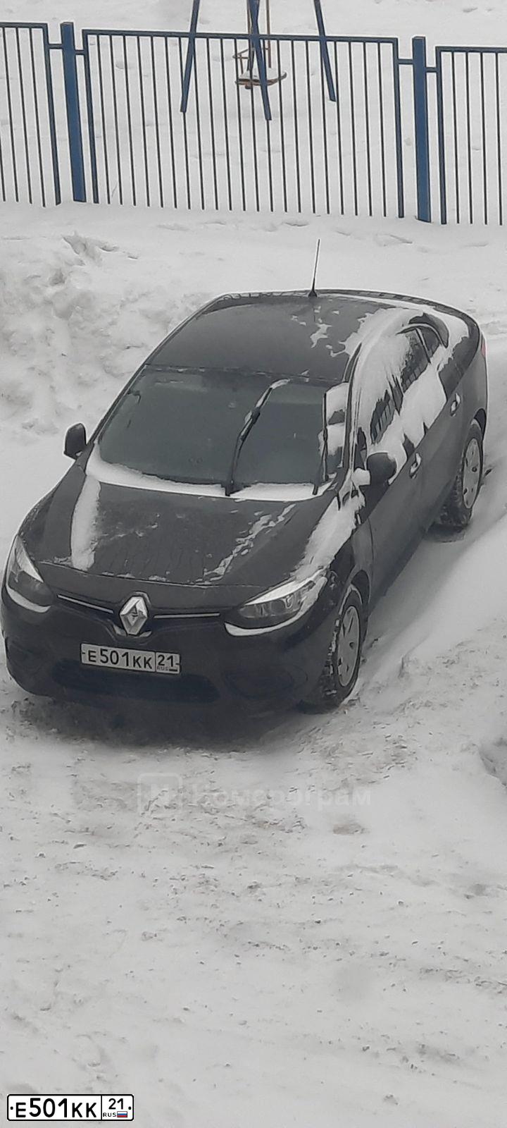 Фото автомобиля RENAULT FLUENCE, 2014 — госномер Е501КК21