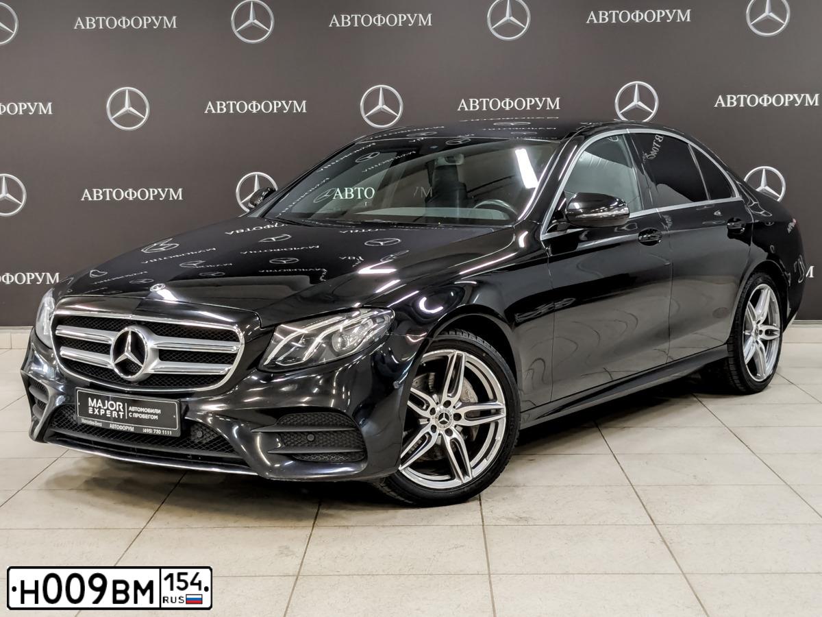 Фото автомобиля MERCEDES E-KLASSE, 2019 — госномер Н009ВМ154. Цвет: ЧЕРНЫЙ