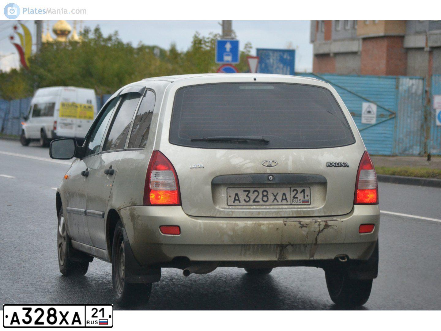 Фото автомобиля LADA 1117 KALINA, 2011 — госномер О420СЕ06. Цвет: БЕЛО-ЖЕЛТЫЙ ПЕРЛАМУТРОВЫЙ