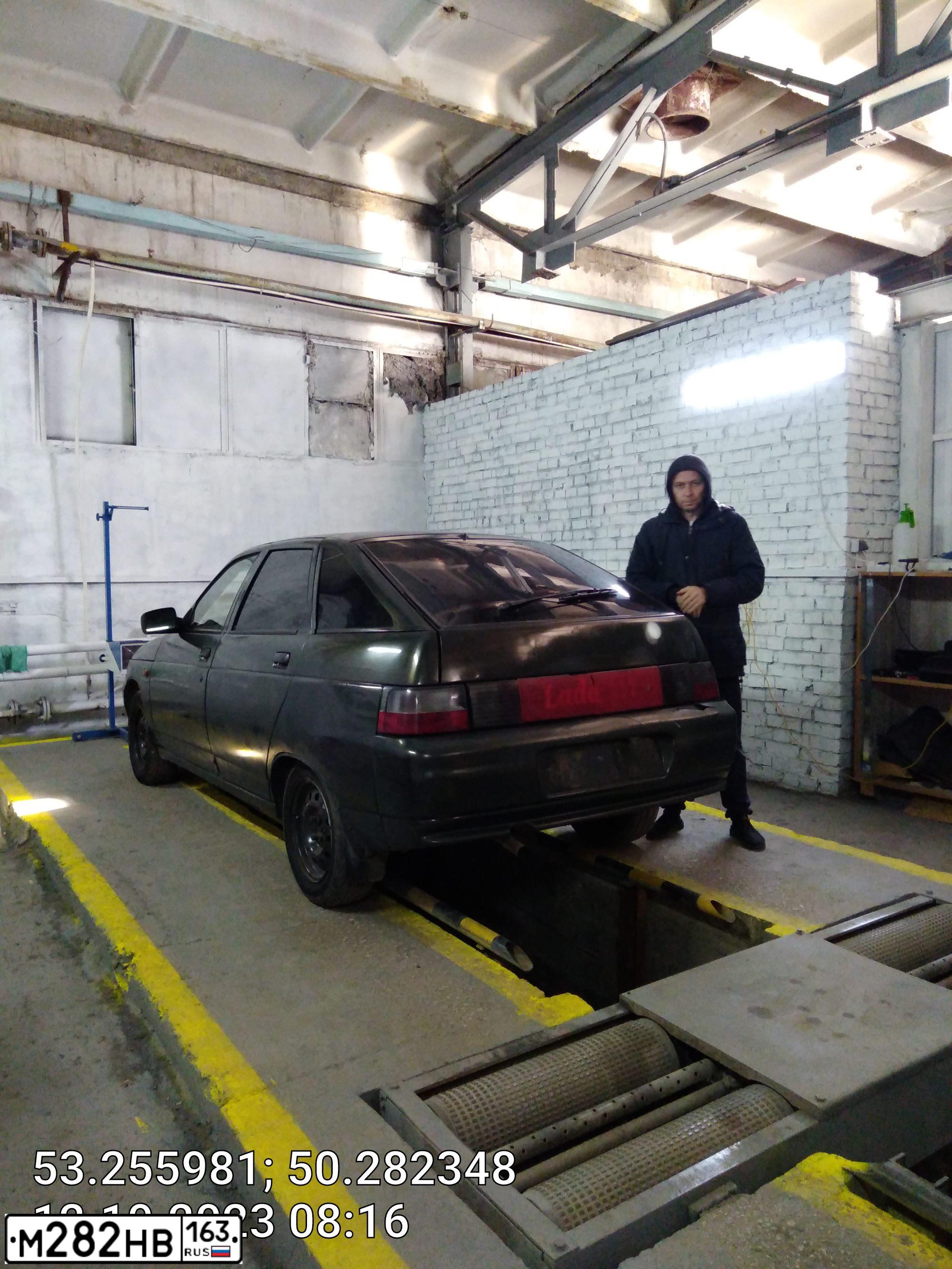 Фото автомобиля LADA 2112, 2007 — госномер А119ХХ92. Цвет: ЗЕЛЕНЫЙ