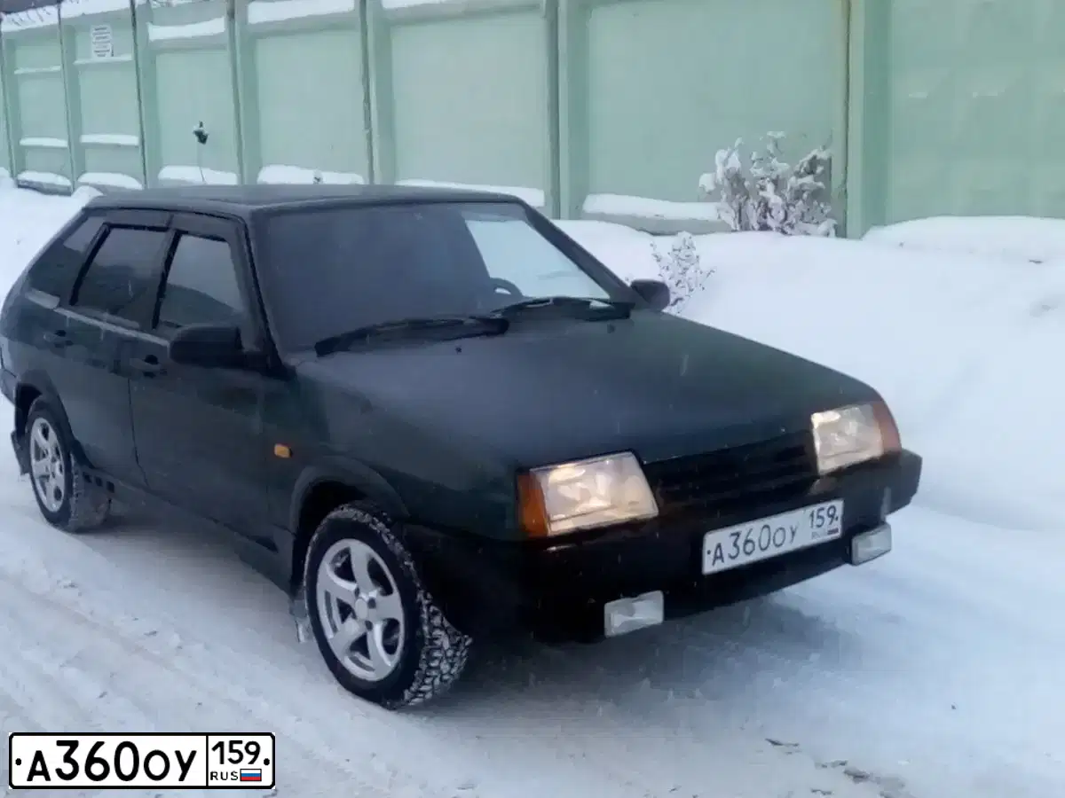 Фото автомобиля LADA 2109 SAMARA, 2004 — госномер А360ОУ159. Цвет: Темно-зеленый