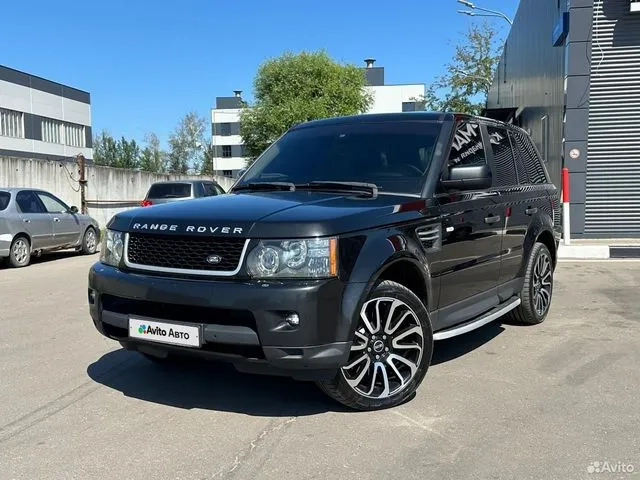 Фото автомобиля LANDROVER RANGE ROVER SPORT, 2010 — госномер Х556ТХ43. Цвет: ЧЕРНЫЙ