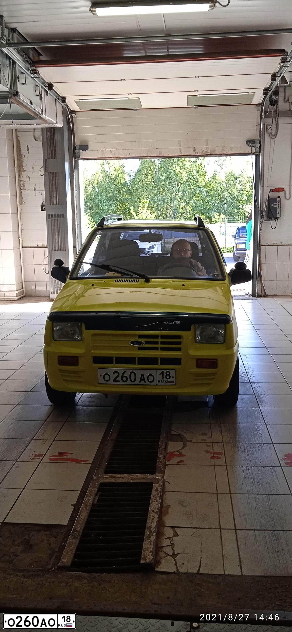 Фото автомобиля SEAZ OKA, 2007 — госномер О260АО18. Цвет: ЖЕЛТЫЙ
