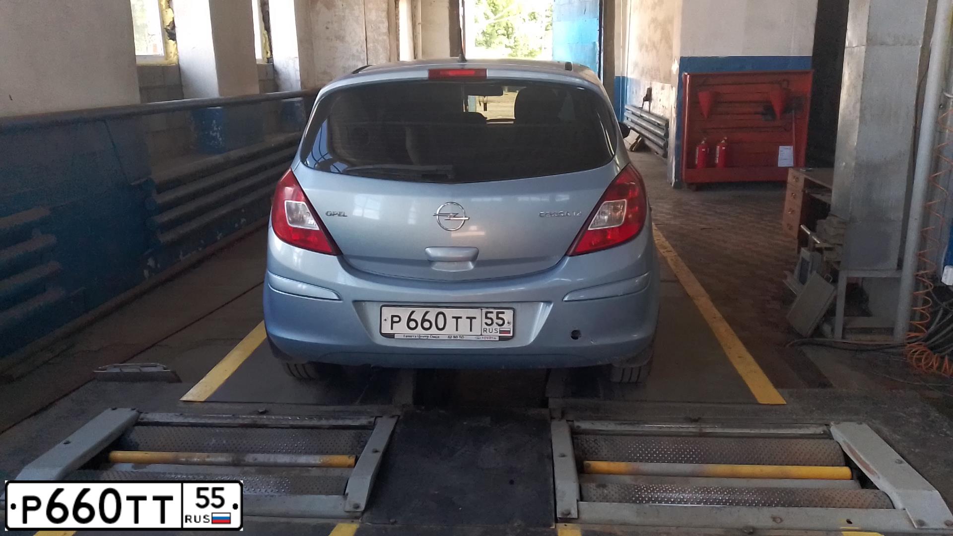 Фото автомобиля OPEL CORSA, 2007 — госномер Р660ТТ55. Цвет: СВЕТЛО-ГОЛУБОЙ