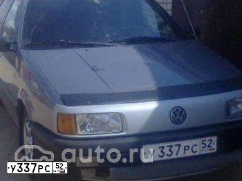 Фото автомобиля VOLKSWAGEN PASSAT, 1989 — госномер Е226АР52. Цвет: СЕРЫЙ