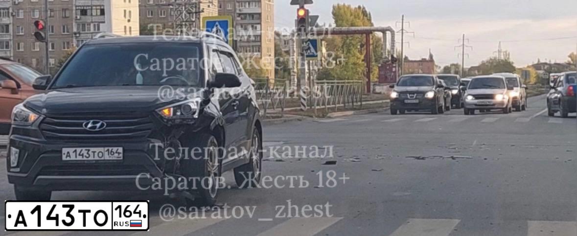 Фото автомобиля HYUNDAI CRETA, 2017 — госномер А143ТО164. Цвет: ЧЕРНЫЙ
