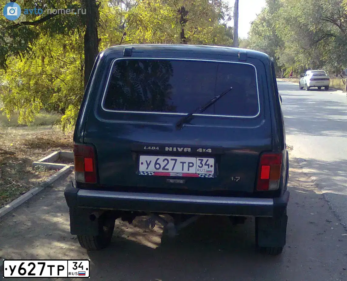 Фото автомобиля LADA 2121 NIVA, 1999 — госномер У627ТР34. Цвет: Сине-зеленый