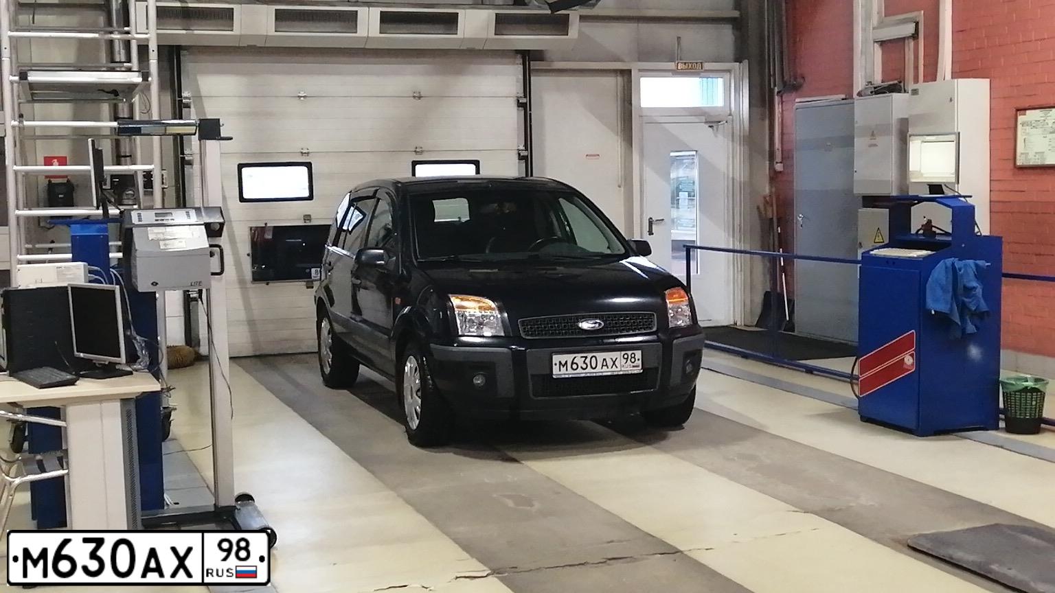 Фото автомобиля FORD FUSION, 2006 — госномер М630АХ98