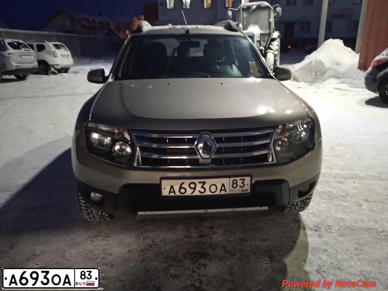 Фото автомобиля RENAULT DUSTER, 2013 — госномер К141ТО29. Цвет: БЕЖЕВЫЙ