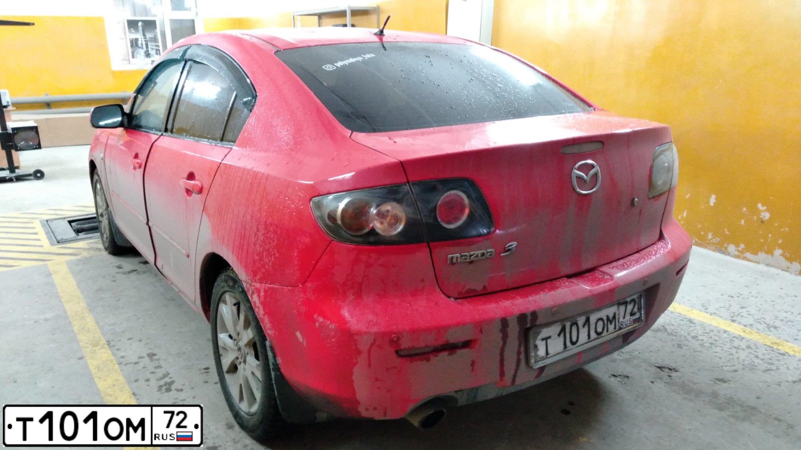 Фото автомобиля MAZDA 3, 2007 — госномер О152КЕ72. Цвет: Красный