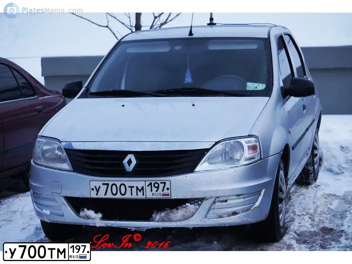 Фото автомобиля RENAULT LOGAN, 2012 — госномер У700ТМ197. Цвет: СЕРЫЙ СВЕТЛЫЙ