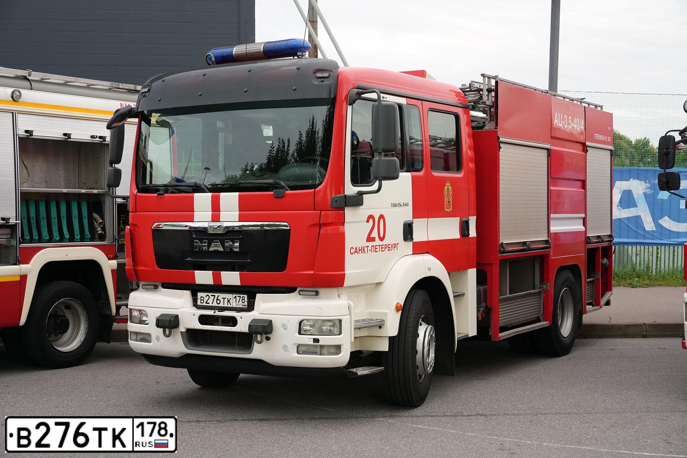 Фото автомобиля MAN TGM 18.XXX /4X2/, 2014 — госномер В276ТК178. Цвет: ЦВЕТОГРАФ.СХЕМА ГОСТ.50574-2002