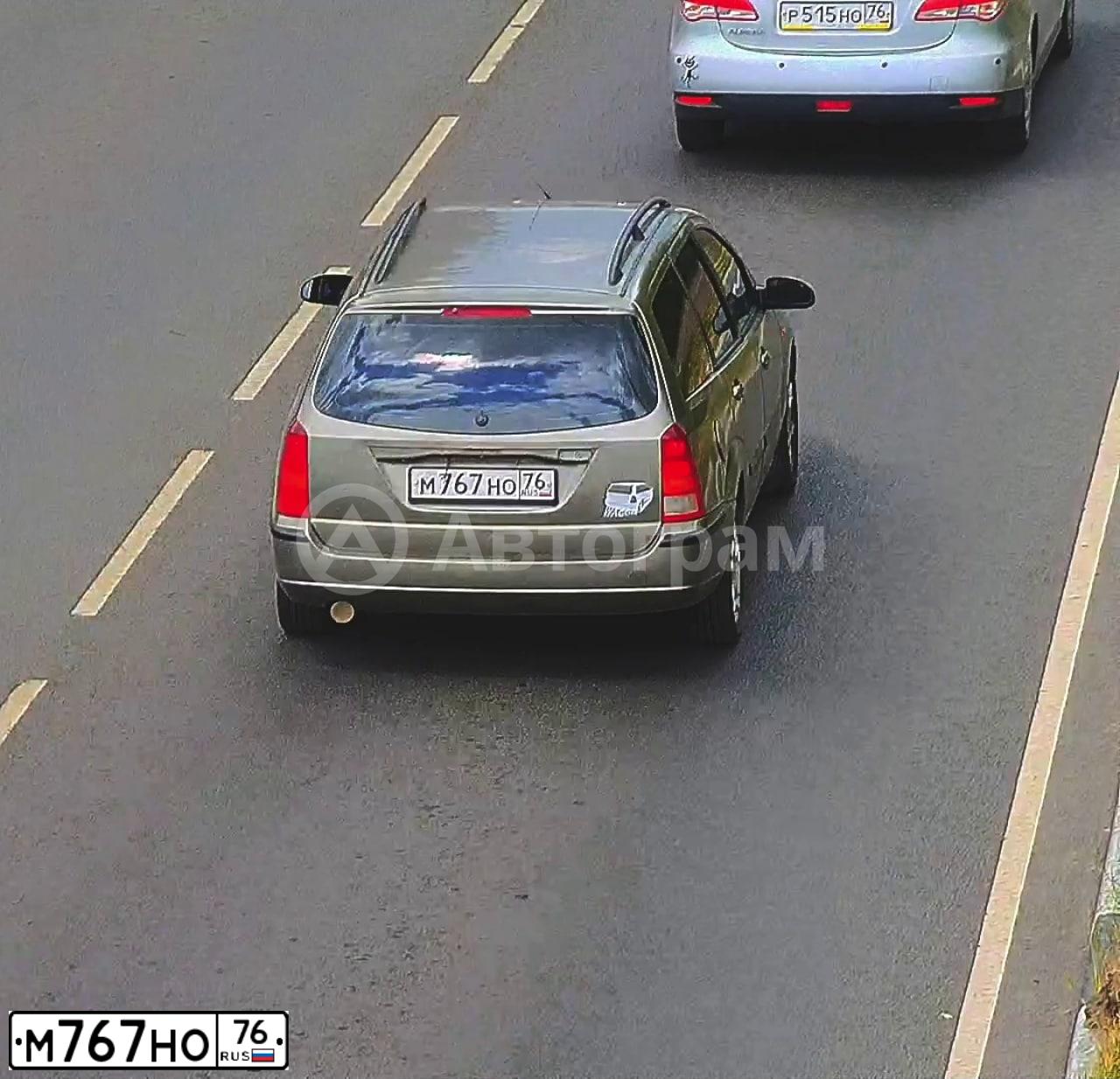 Фото автомобиля JEEP CHEROKEE, 1994 — госномер М767НО76. Цвет: ЗЕЛЕНЫЙ ТЕМНЫЙ