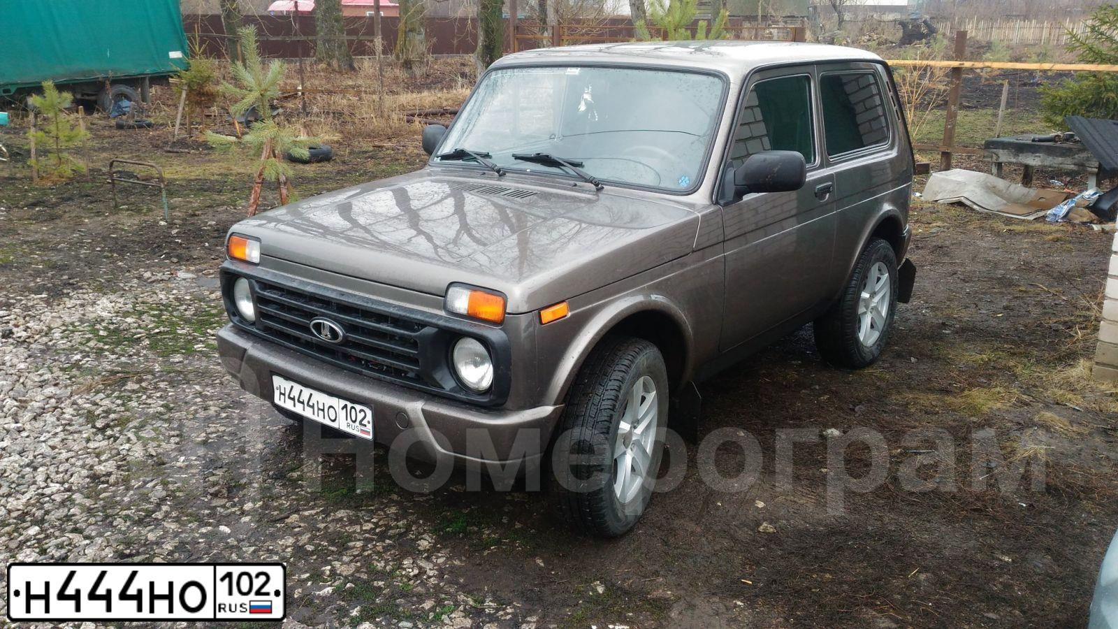 Фото автомобиля CHEVROLET NIVA, 2003 — госномер Х629ХТ56. Цвет: Темно-зеленый