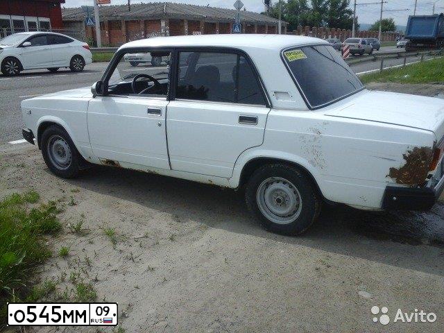 Фото автомобиля LADA 2105, 2002 — госномер А707ЕЕ09. Цвет: ЯРКО-БЕЛЫЙ