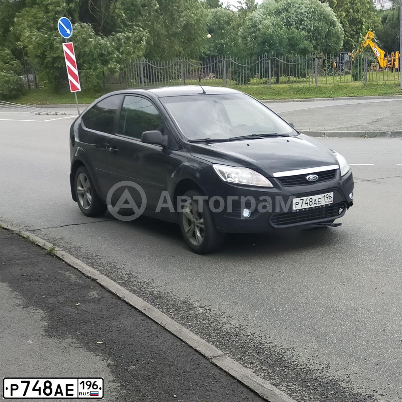 Фото автомобиля FORD FOCUS, 2006 — госномер В301КВ774. Цвет: ЧЕРНЫЙ