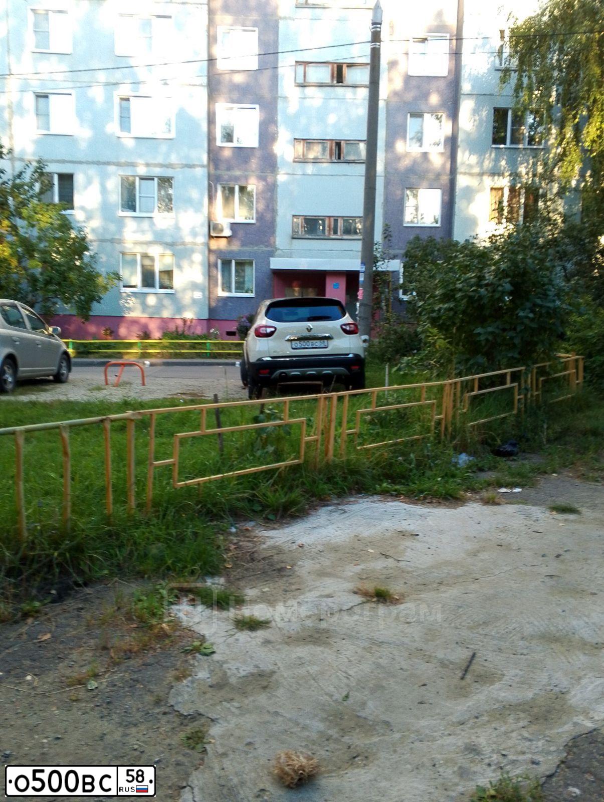 Фото автомобиля PEUGEOT 308, 2010 — госномер О500ВС58. Цвет: ЧЕРНЫЙ