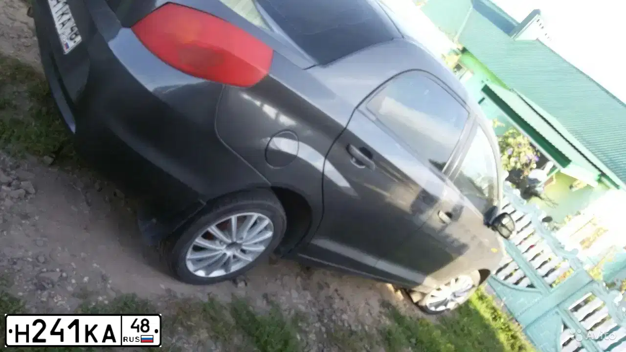 Фото автомобиля CHERY BONUS /A13/, 2011 — госномер Р405КН48. Цвет: ТЕМНО-СЕРЫЙ