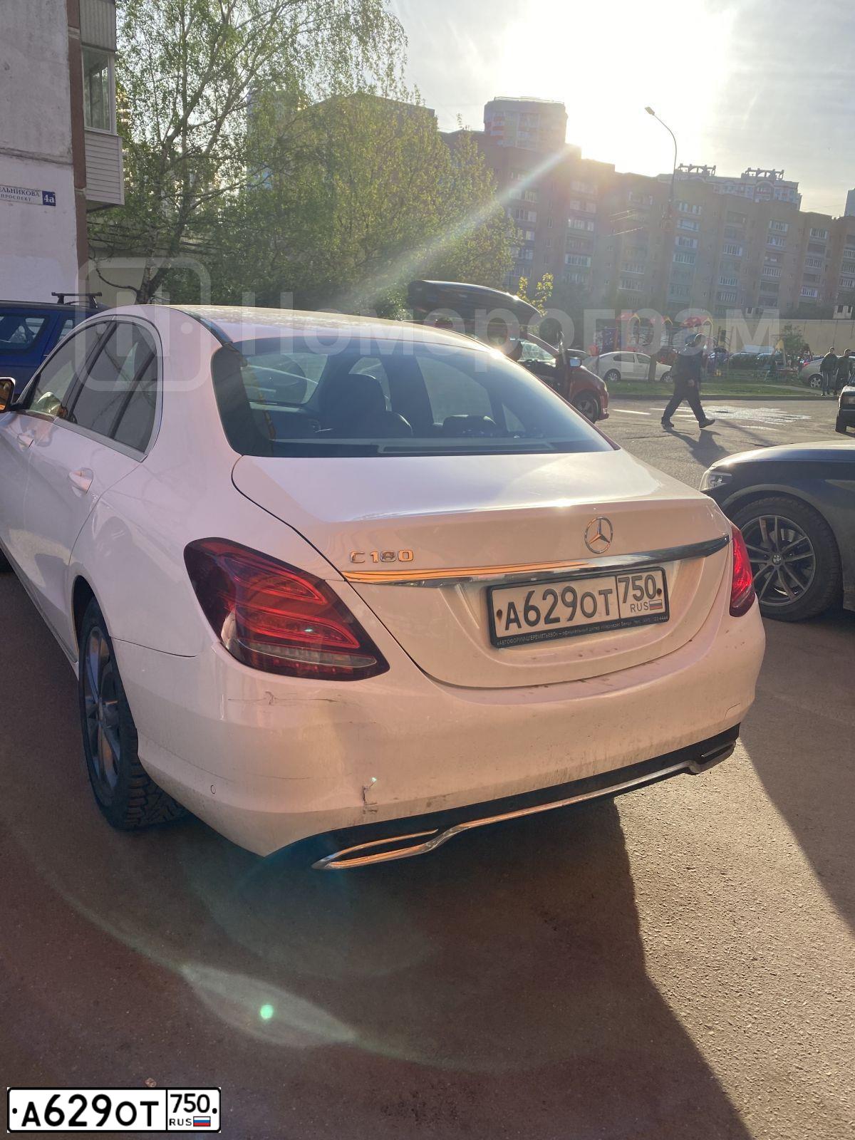 Фото автомобиля MERCEDES C-KLASSE, 2016 — госномер А629ОТ750. Цвет: БЕЛЫЙ
