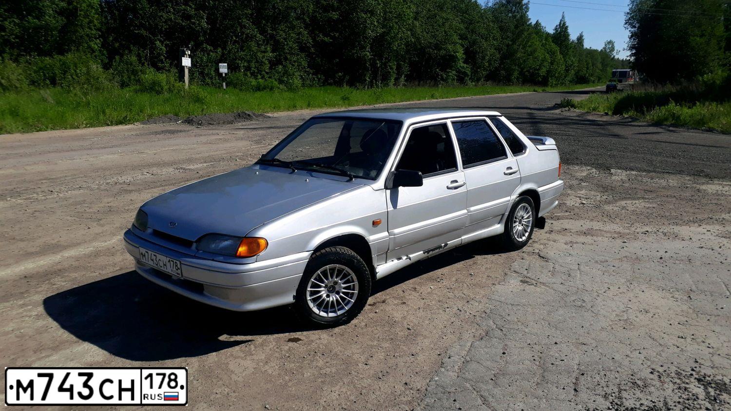 Фото автомобиля LADA 2115 SAMARA, 2006 — госномер В455ТЕ147. Цвет: СВЕТЛО-СЕРЕБРИСТЫЙ