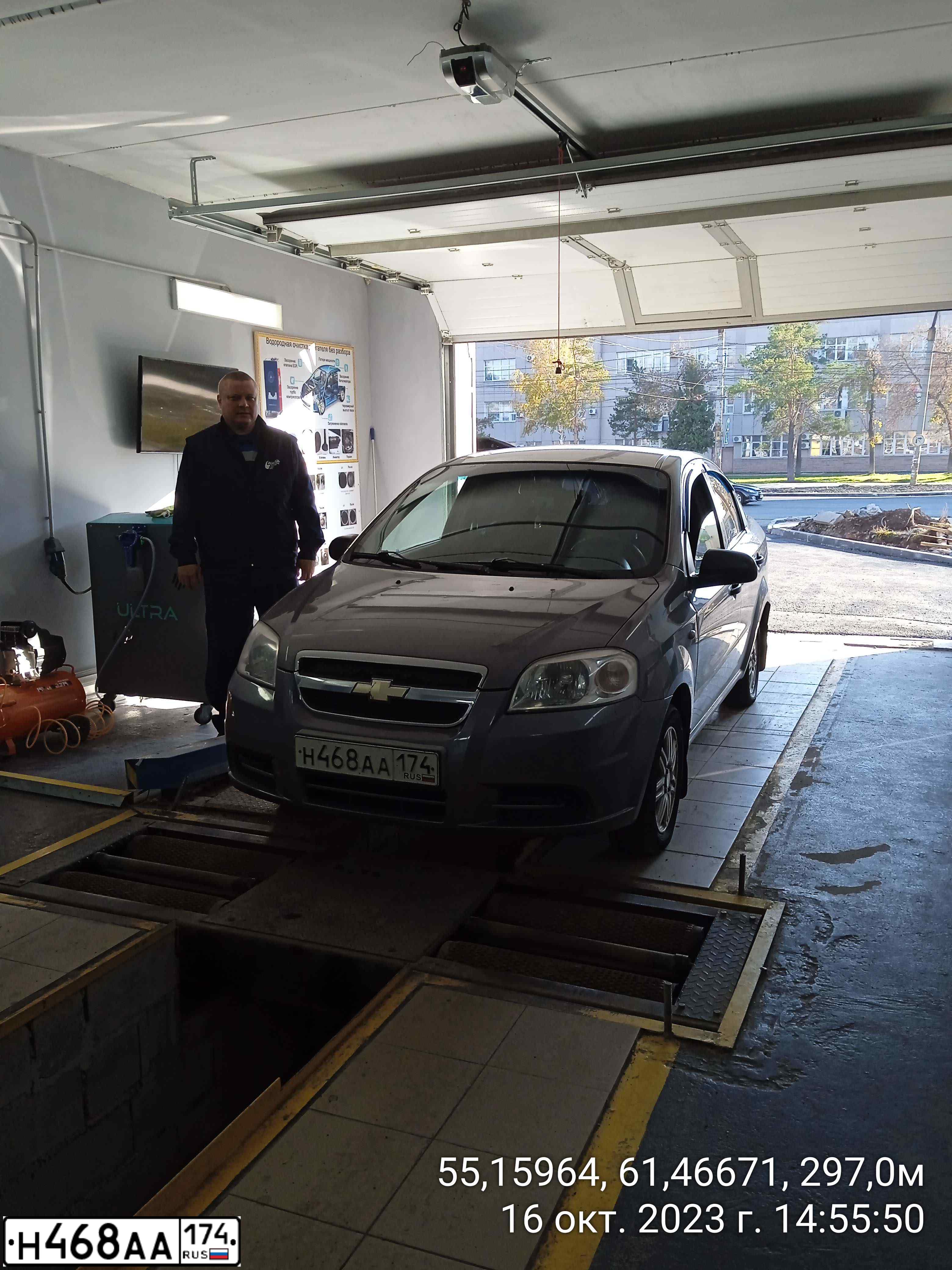 Фото автомобиля CHEVROLET T AVEO, 2007 — госномер Н468АА174. Цвет: СЕРЫЙ