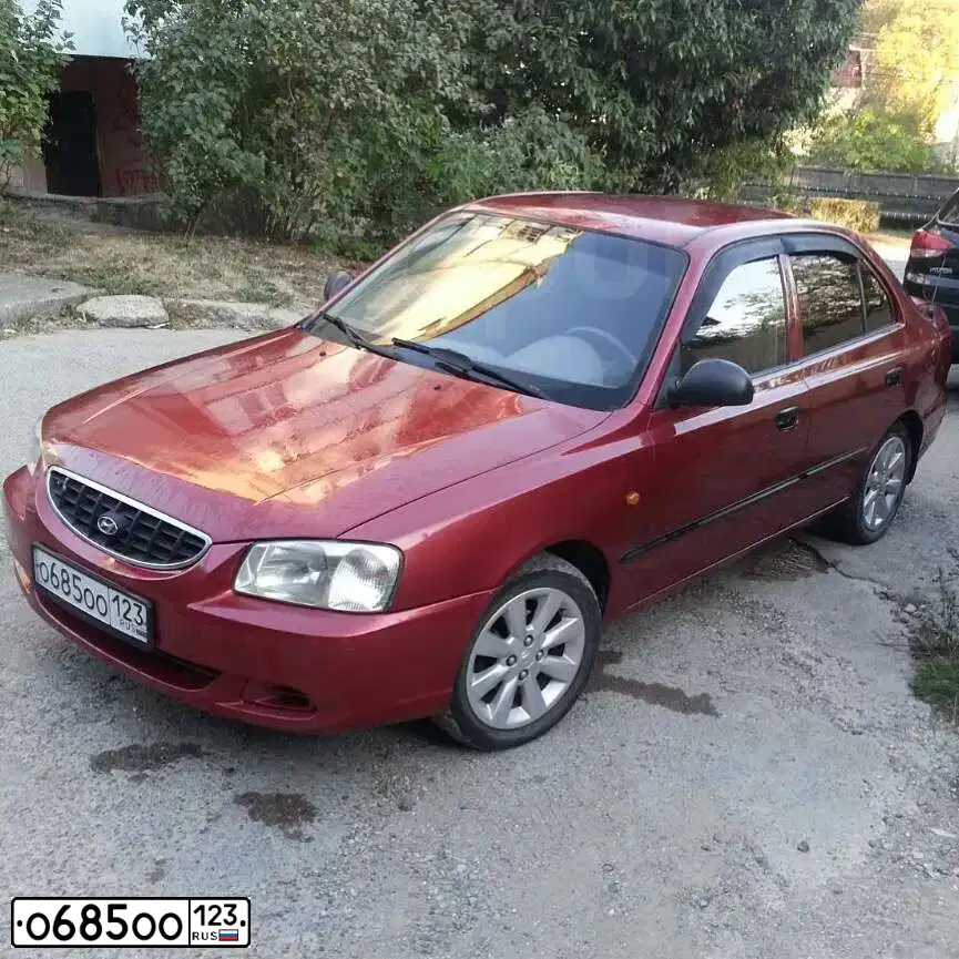 Фото автомобиля HYUNDAI IX35, 2013 — госномер О685ОО123. Цвет: ЧЕРНЫЙ
