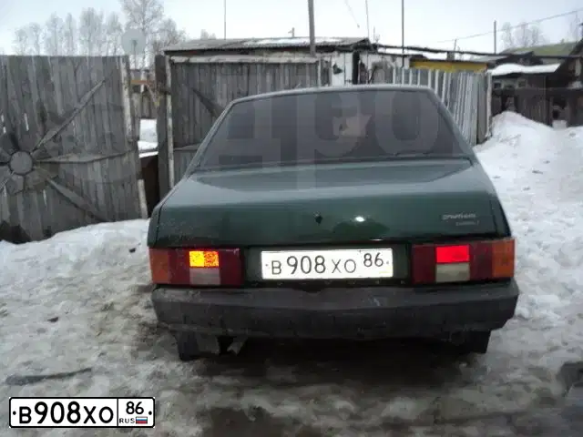 Фото автомобиля LADA 2109 SAMARA, 1998 — госномер В908ХО86. Цвет: ЗЕЛЕНЫЙ