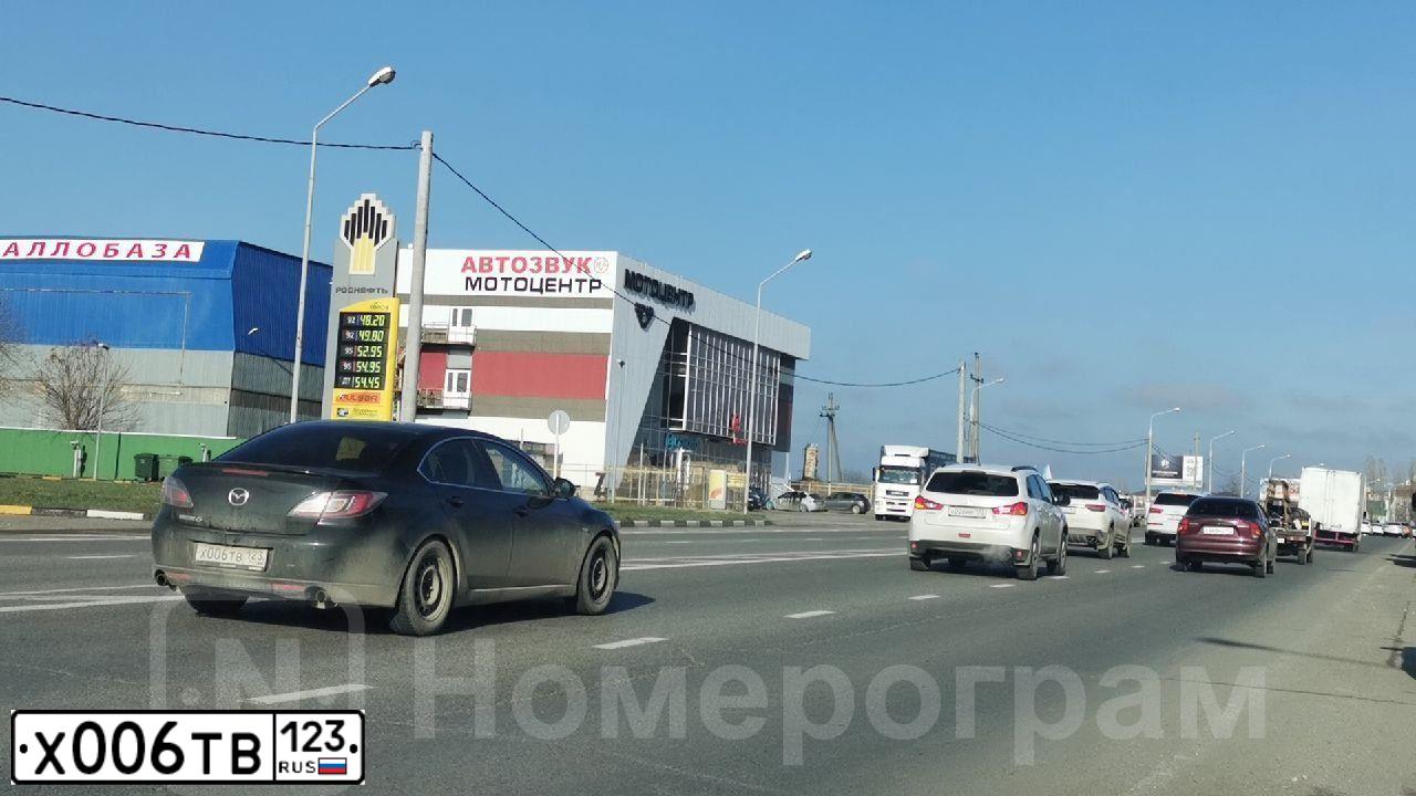 Фото автомобиля LADA 2170 PRIORA, 2011 — госномер Х006ТВ123. Цвет: СЕРО-СИНЕ-ЗЕЛЕНЫЙ