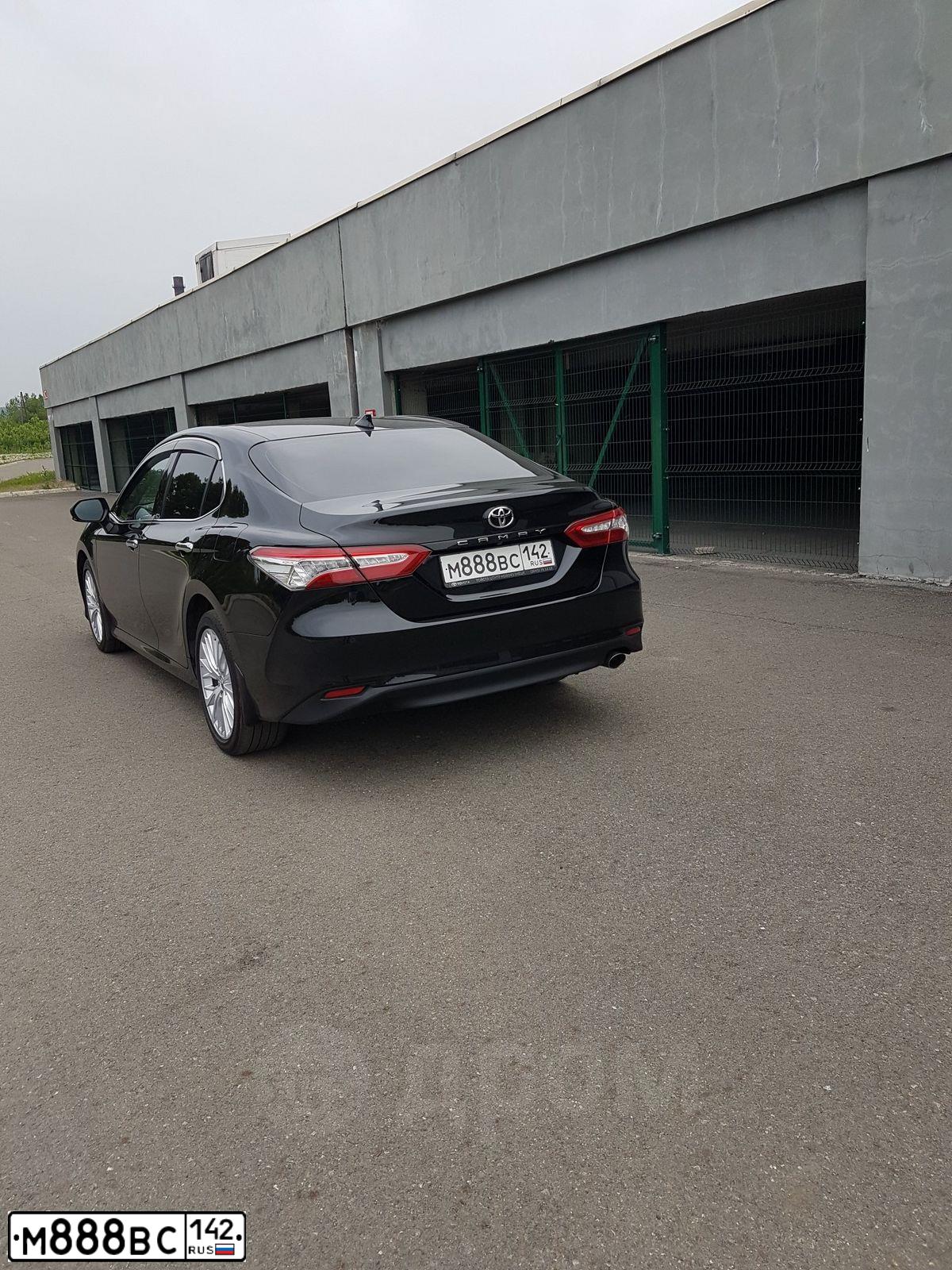 Фото автомобиля LEXUS RX300, 2020 — госномер Н042НО142. Цвет: Белый