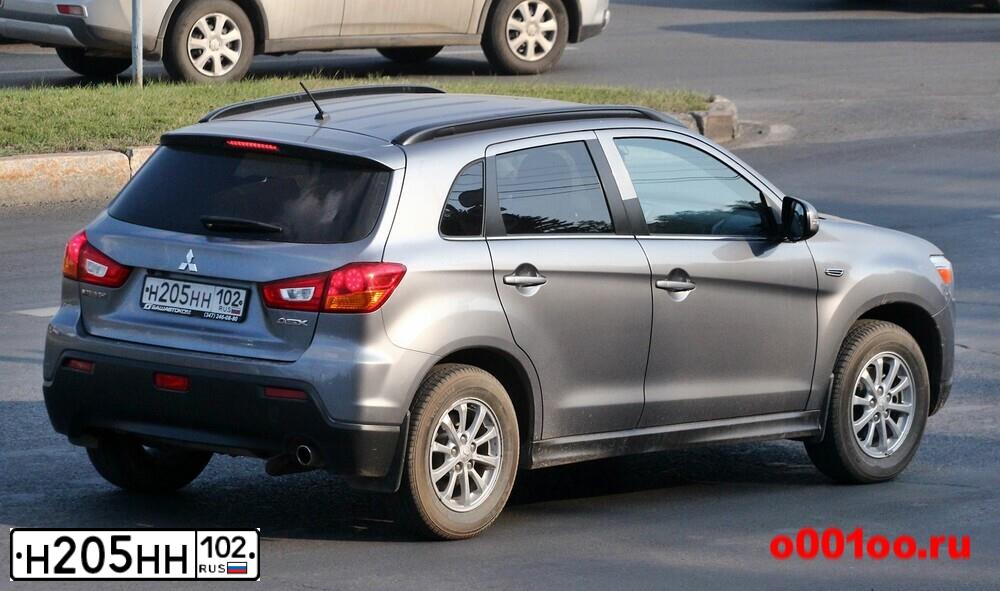 Фото автомобиля MITSUBISHI ASX, 2012 — госномер Н205НН102. Цвет: Серый