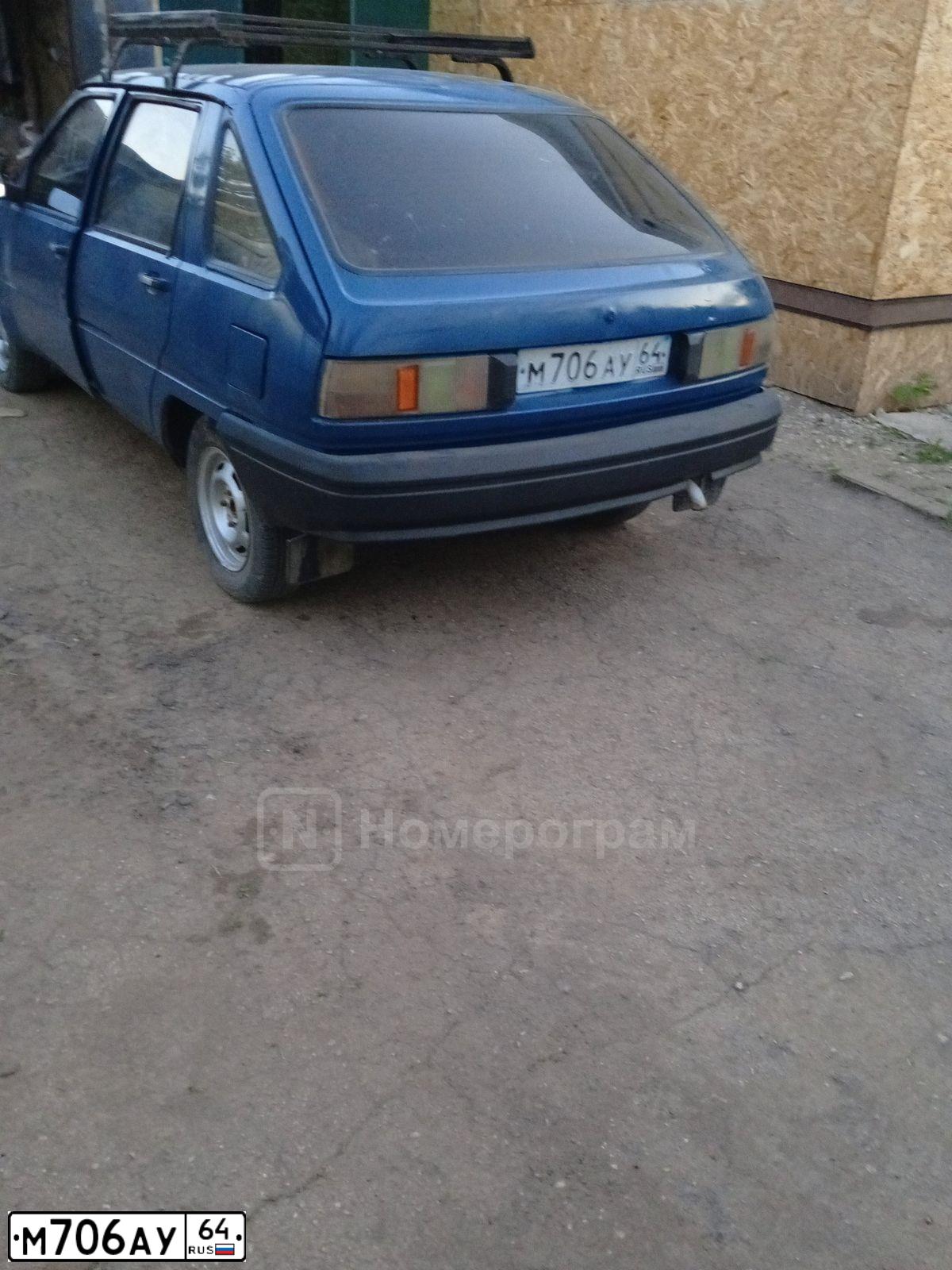 Фото автомобиля IZH 2126, 2005 — госномер М706АУ64. Цвет: СИНИЙ