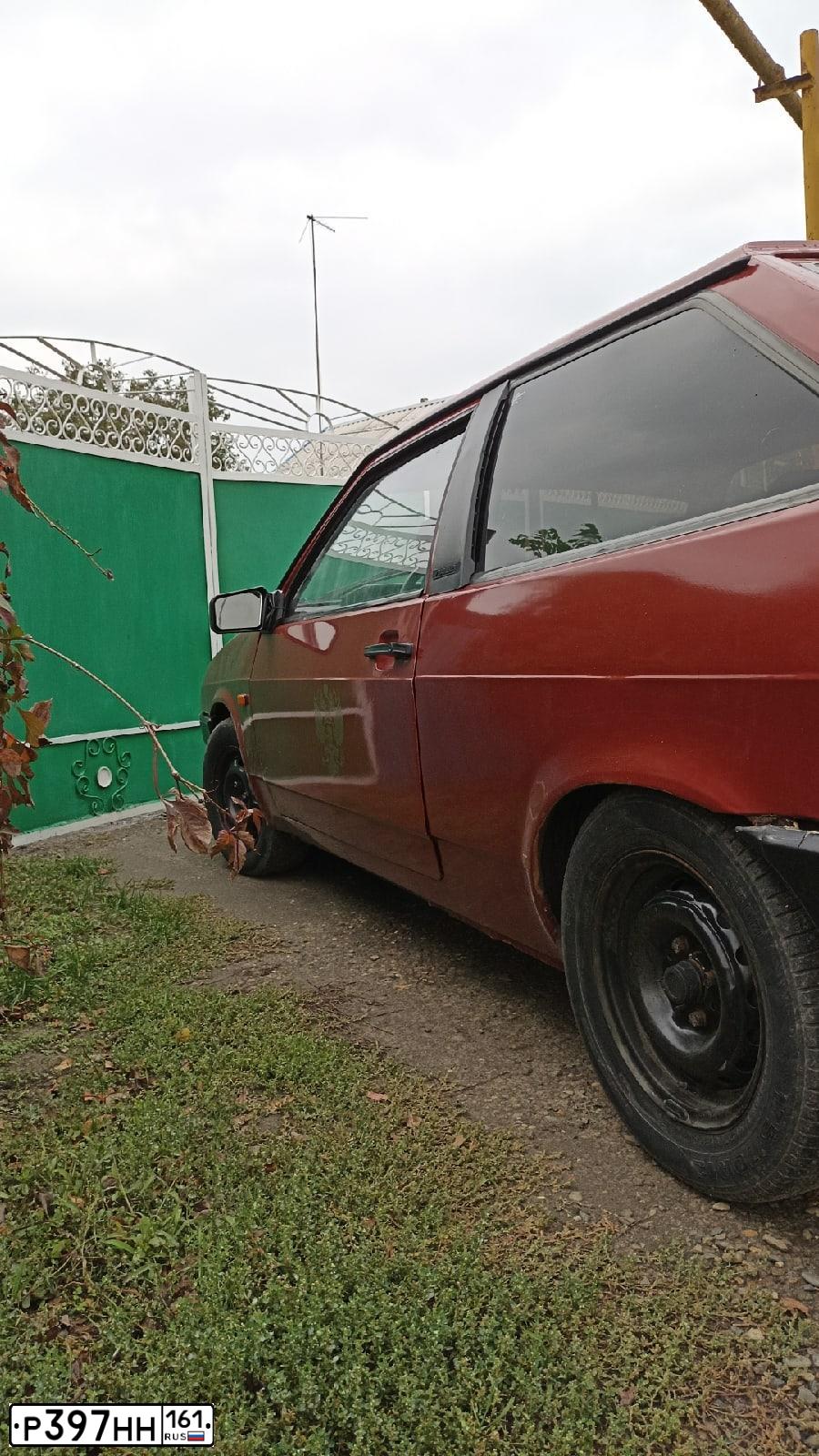 Фото автомобиля LADA 2108 SAMARA, 1998 — госномер С435АС181. Цвет: ВИШНЕВЫЙ