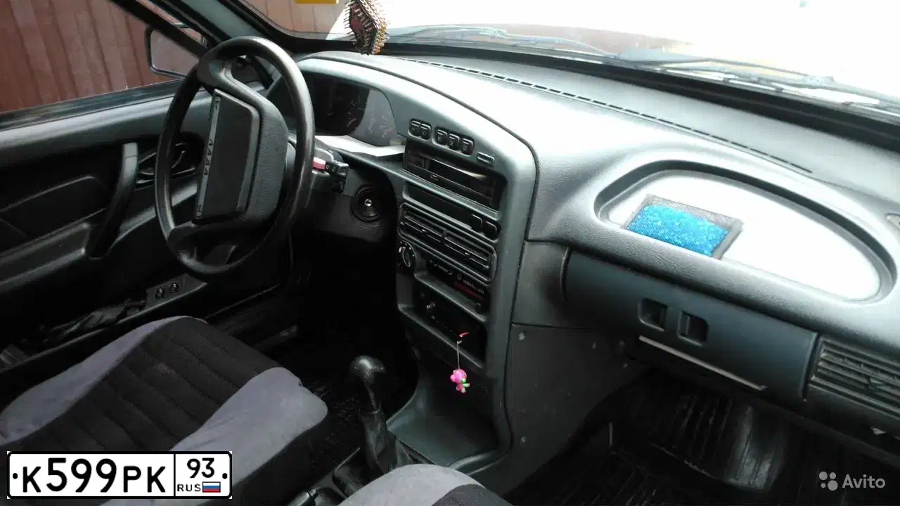 Фото автомобиля LADA 2115, 2006 — госномер М206ВХ180. Цвет: МОЛОЧНО-БЕЛЫЙ СЕРЕБРИСТЫЙ