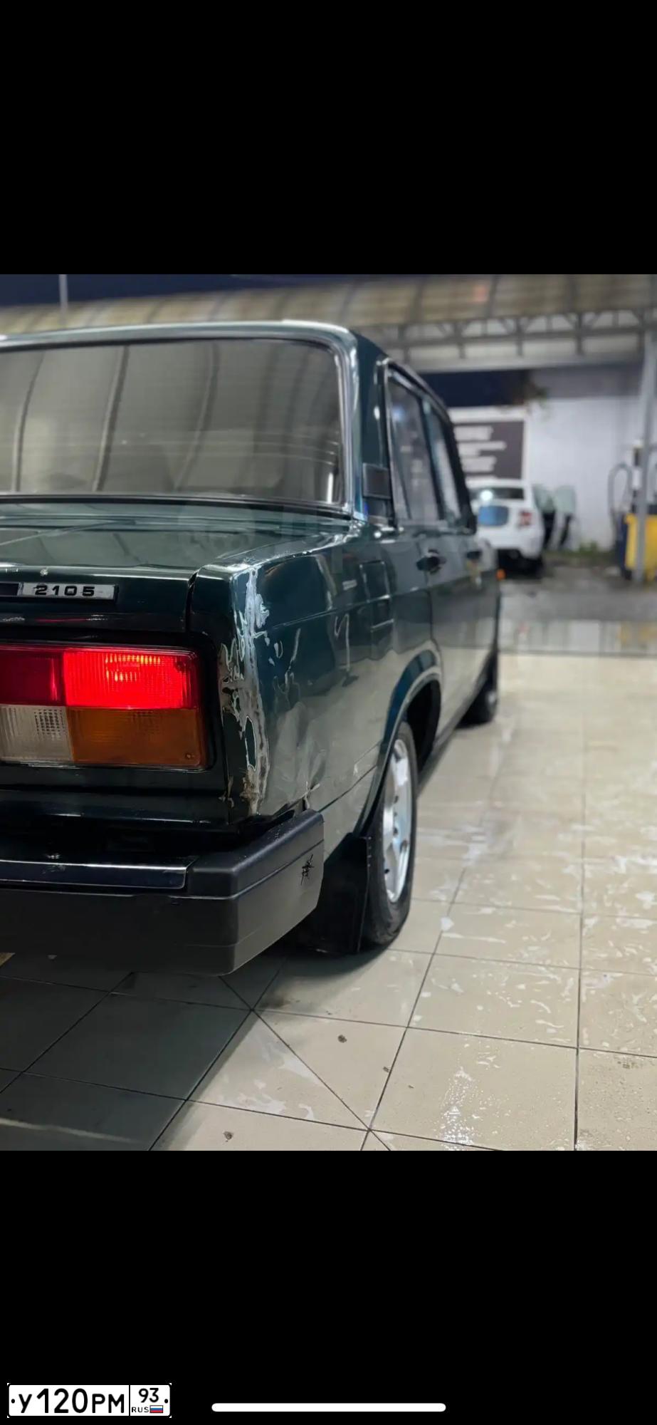 Фото автомобиля LADA 2105, 2007 — госномер М200ОС193. Цвет: ТЕМНО-ЗЕЛЕНЫЙ