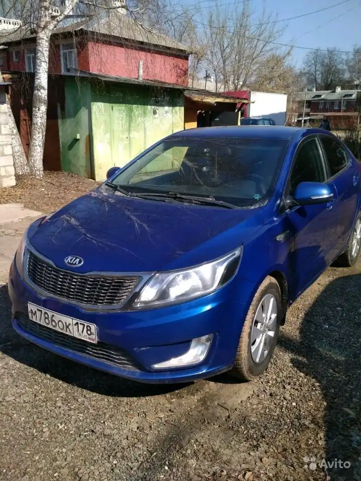 Фото автомобиля KIA RIO, 2012 — госномер М786ОК178. Цвет: СИНИЙ