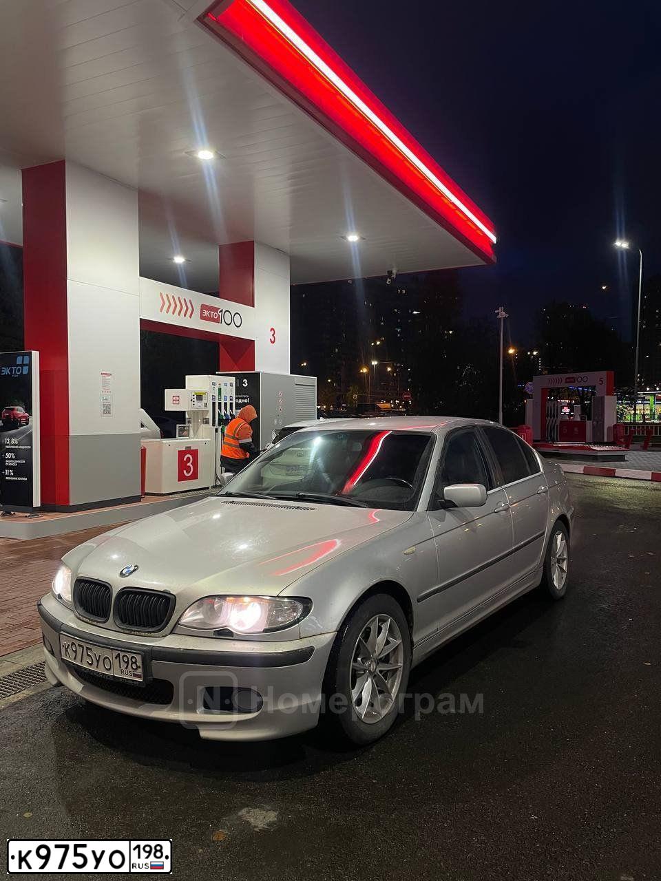 Фото автомобиля BMW 325, 2003 — госномер Т664НР39. Цвет: СЕРЫЙ