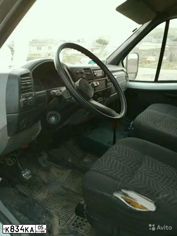 Фото автомобиля GAZ 2705 EL, 2005 — госномер К834КА05. Цвет: Белый