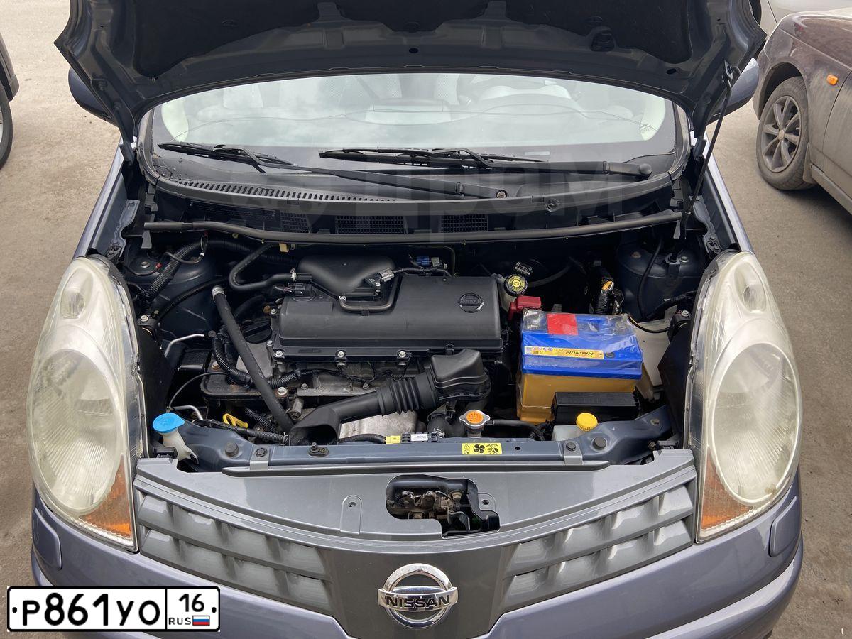 Фото автомобиля NISSAN NOTE, 2008 — госномер Р861УО16. Цвет: СЕРЫЙ