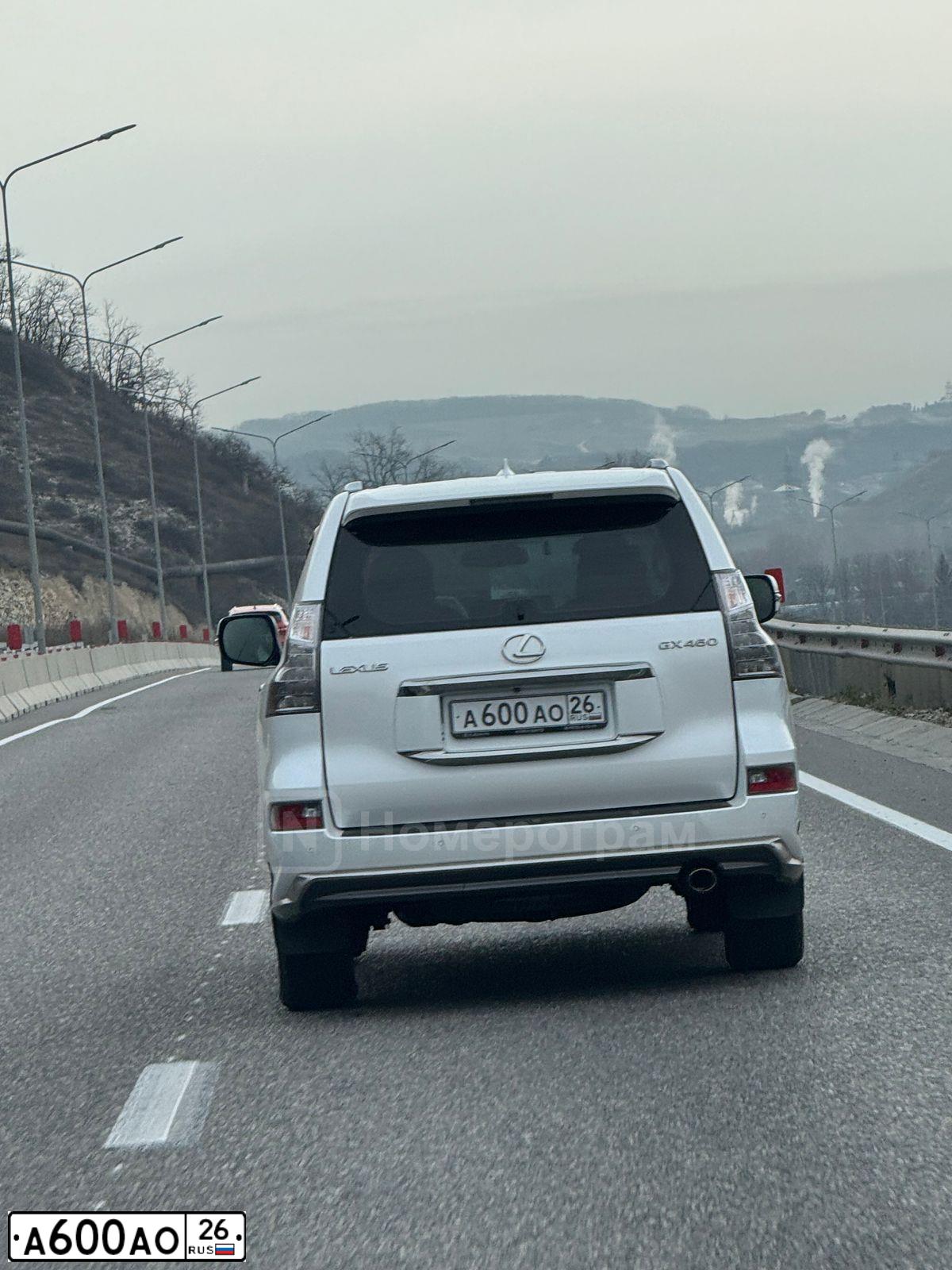 Фото автомобиля LEXUS GX, 2016 — госномер Н999ОМ161. Цвет: Белый