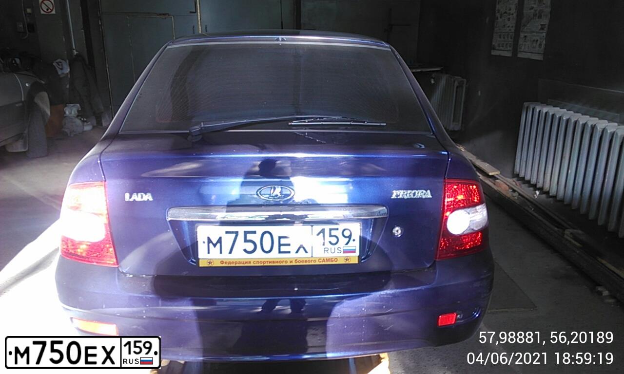 Фото автомобиля LADA 2172 PRIORA, 2012 — госномер О386ЕС159. Цвет: синий