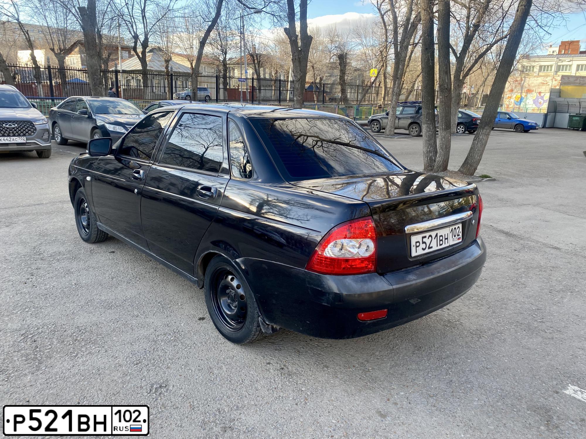 Фото автомобиля LADA 2170 PRIORA, 2008 — госномер М484КМ702. Цвет: СИНЕ-ЧЕРНЫЙ