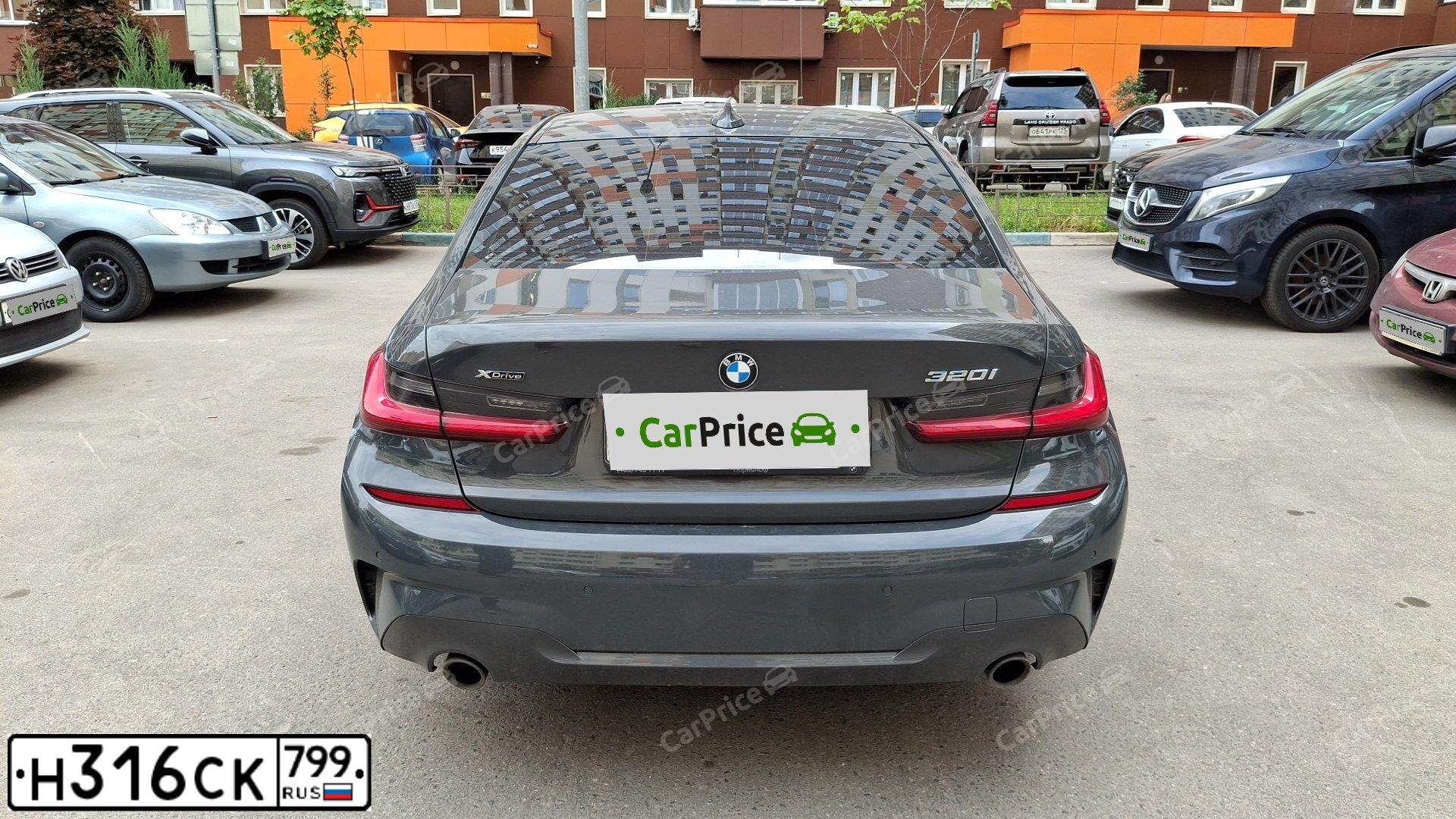 Фото автомобиля BMW 320, 2019 — госномер У054ЕВ550