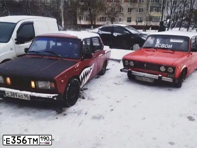 Фото автомобиля LADA 2111, 2002 — госномер В246СУ150. Цвет: ЗЕЛЕНЫЙ ТЕМНЫЙ