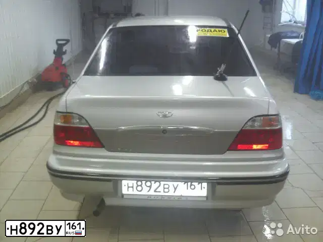 Фото автомобиля DAEWOO NEXIA, 2005 — госномер Х422ОВ193. Цвет: Серебристый