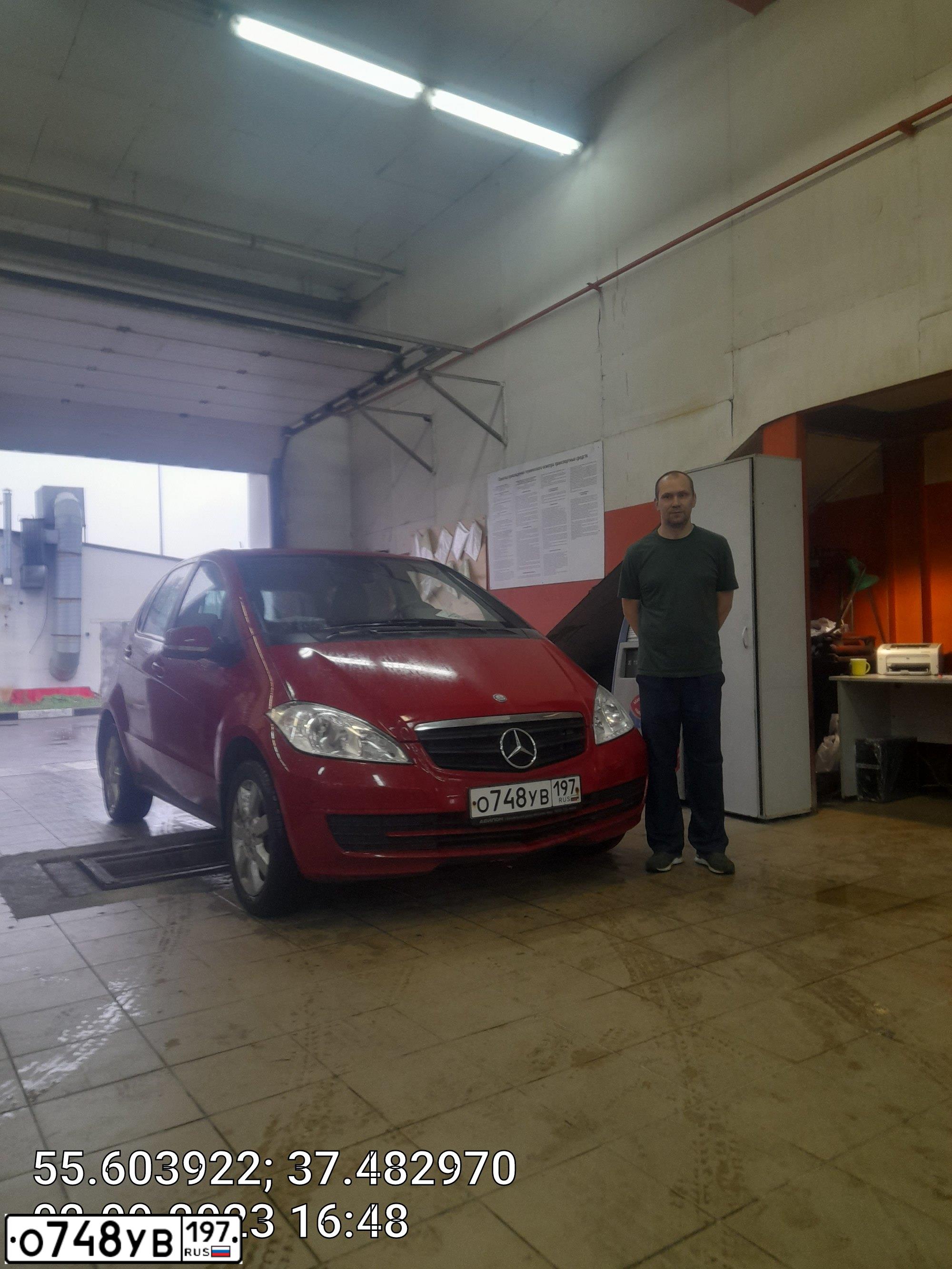 Фото автомобиля MERCEDES-BENZ A180, 2012 — госномер А979ОВ797. Цвет: КРАСНЫЙ