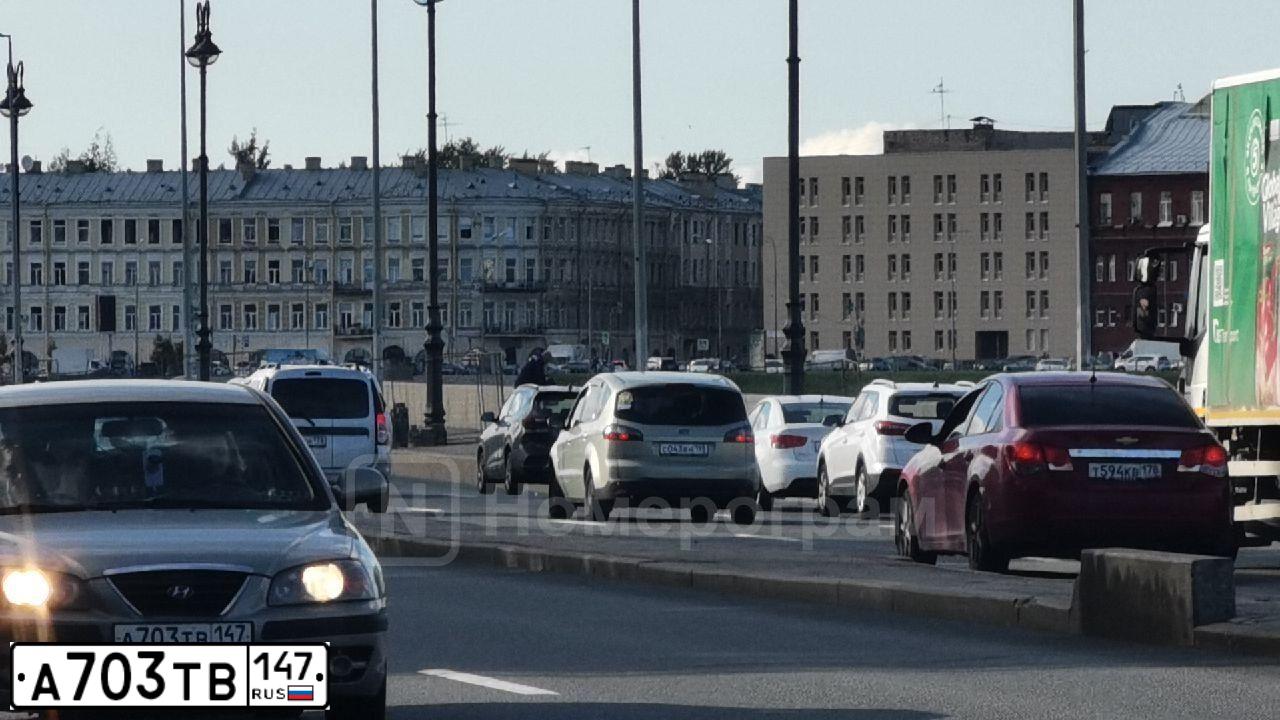 Фото автомобиля TAGAZ ELANTRA XD, 2008 — госномер А703ТВ147. Цвет: СВЕТЛО-БЕЖЕВЫЙ