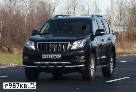 Фото автомобиля TOYOTA LANDCRUISER 200, 2016 — госномер Е900НН790. Цвет: Белый