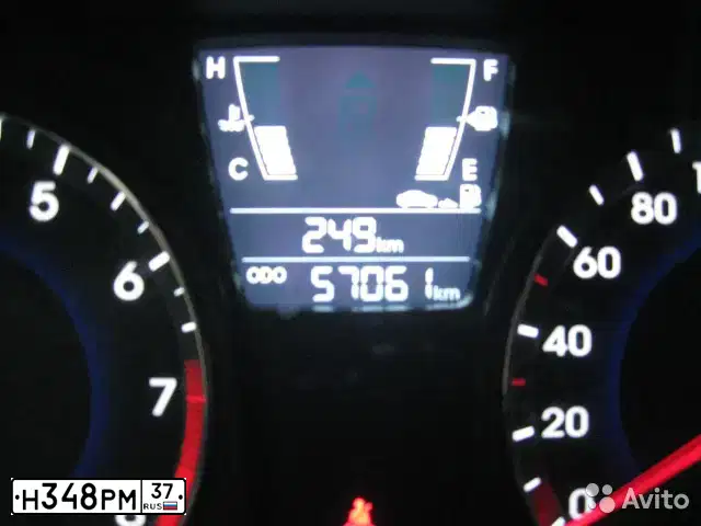 Фото автомобиля HYUNDAI SOLARIS, 2011 — госномер Н348РМ37. Цвет: БЕЖЕВО-СЕРЫЙ