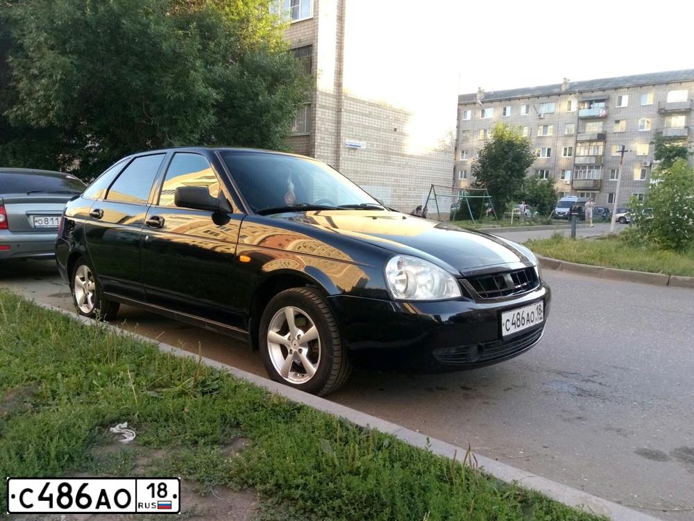 Фото автомобиля LADA 2172 PRIORA, 2010 — госномер В270ЕВ716. Цвет: ЧЕРНО-СИНИЙ