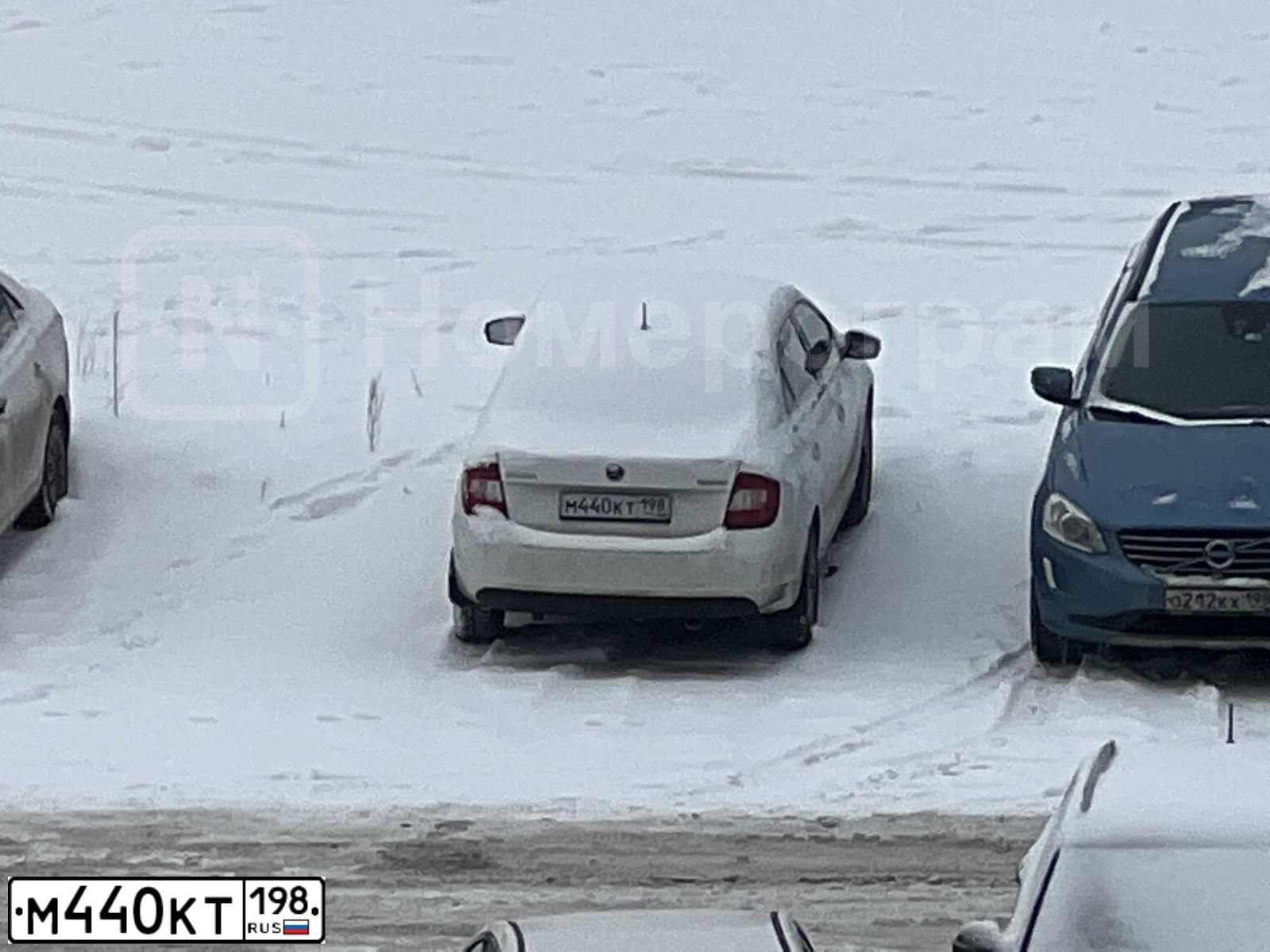 Фото автомобиля SKODA RAPID, 2018 — госномер Х249УО763. Цвет: Белый
